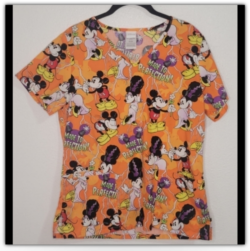 Disney Scrub Perfect for Halloween size small